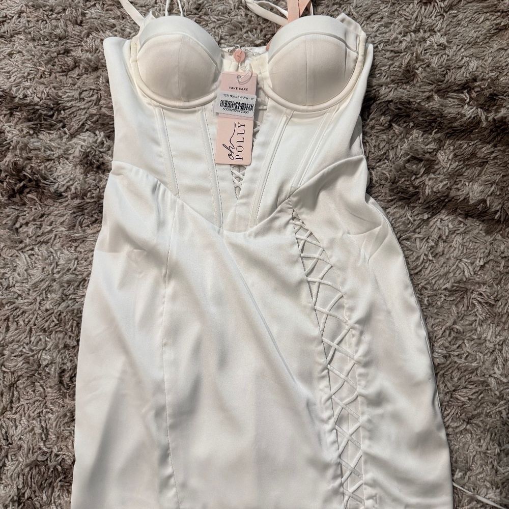 Oh Polly white corset satin dress - Picture 2 of 7